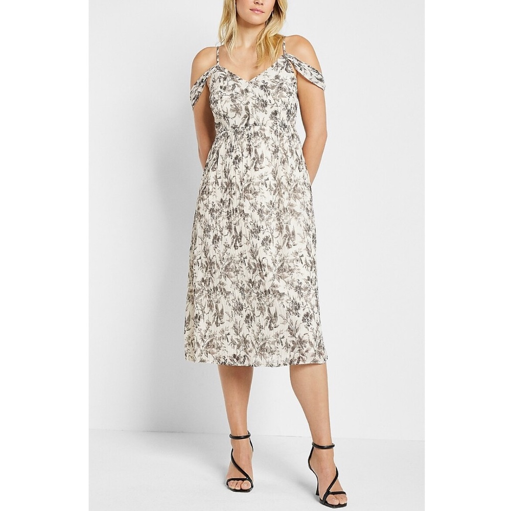 Black and White Floral Pleated Chiffon Midi Dress